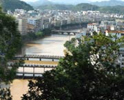 信宜今天天气
